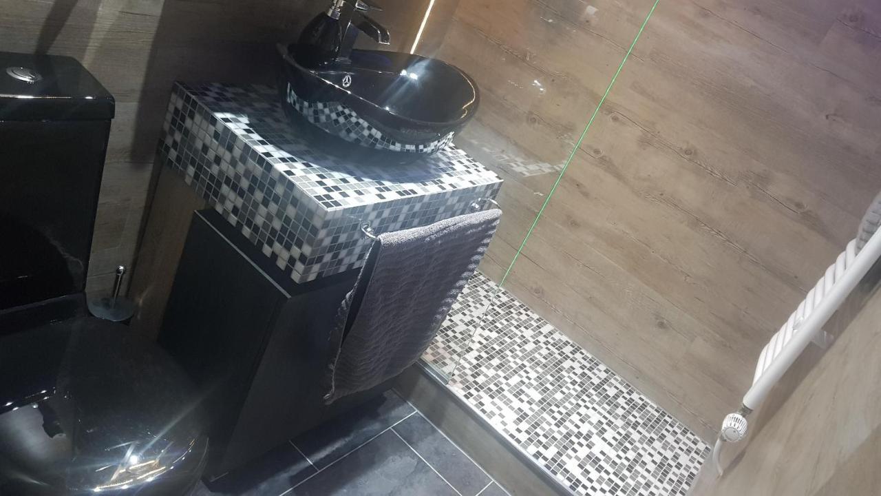 Modern Hoteliving *